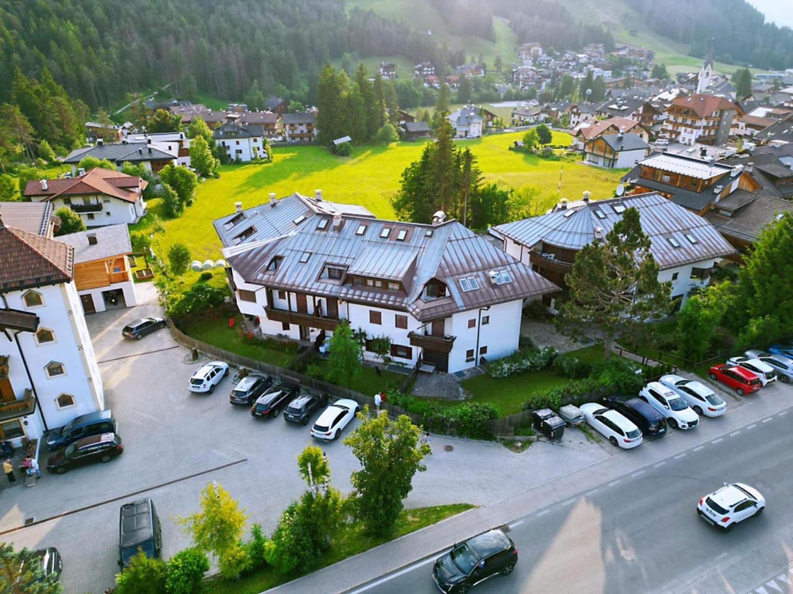 Les Corcelles Apartment San Vigilio Di Marebbe Bagian luar foto